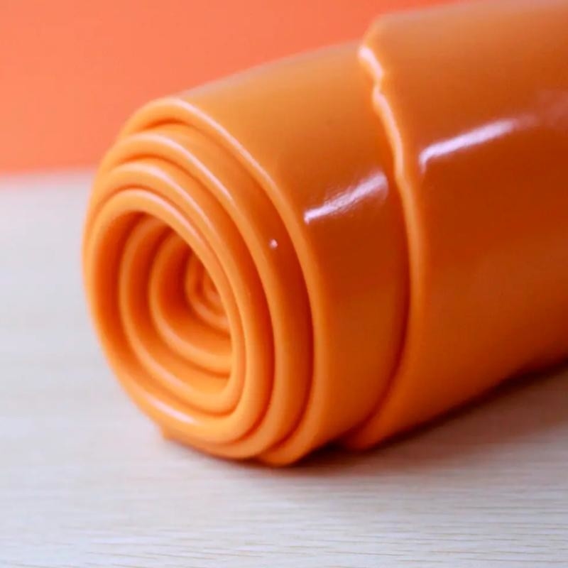 Materia prima di gomma 8Mpa della silice di personalizzazione 7150 MVQ di colore di sostegno per modellare